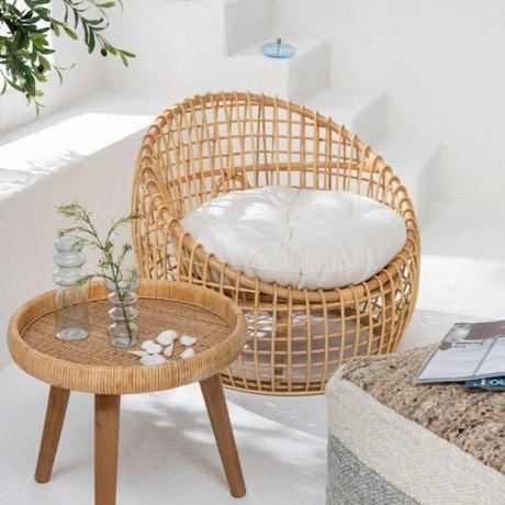 Fauteuil lounge en rotin avec coussin écru
